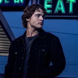 Max McNown