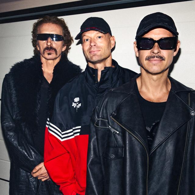 WhoMadeWho Policise