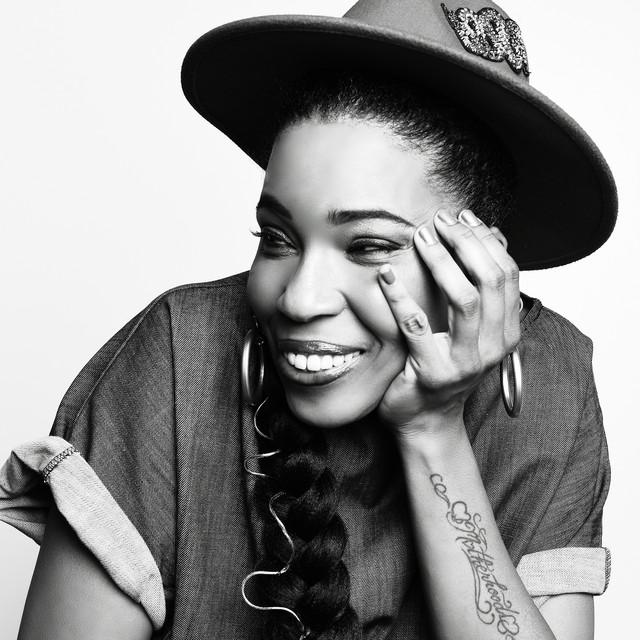 Macy Gray Leeds